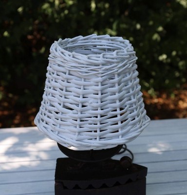 Lampenschirm aus Rattan in Weiß im Landhausstil für E27er Fassung, Clayre & Eef