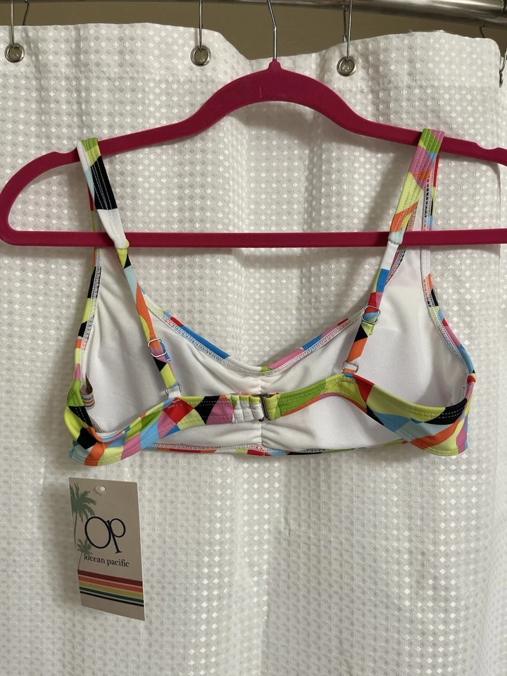 Conjunto de bikini con patrón geométrico brillante de Ocean Pacific nuevo talla mediana nuevo con etiquetas Foto 2 de 4