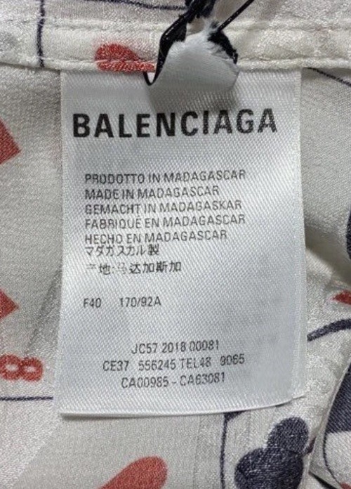 BALENCIAGA Long Sleeve White Playing Card Print Shrunken 100% Silk Blouse Sz 40 thumbnail 7