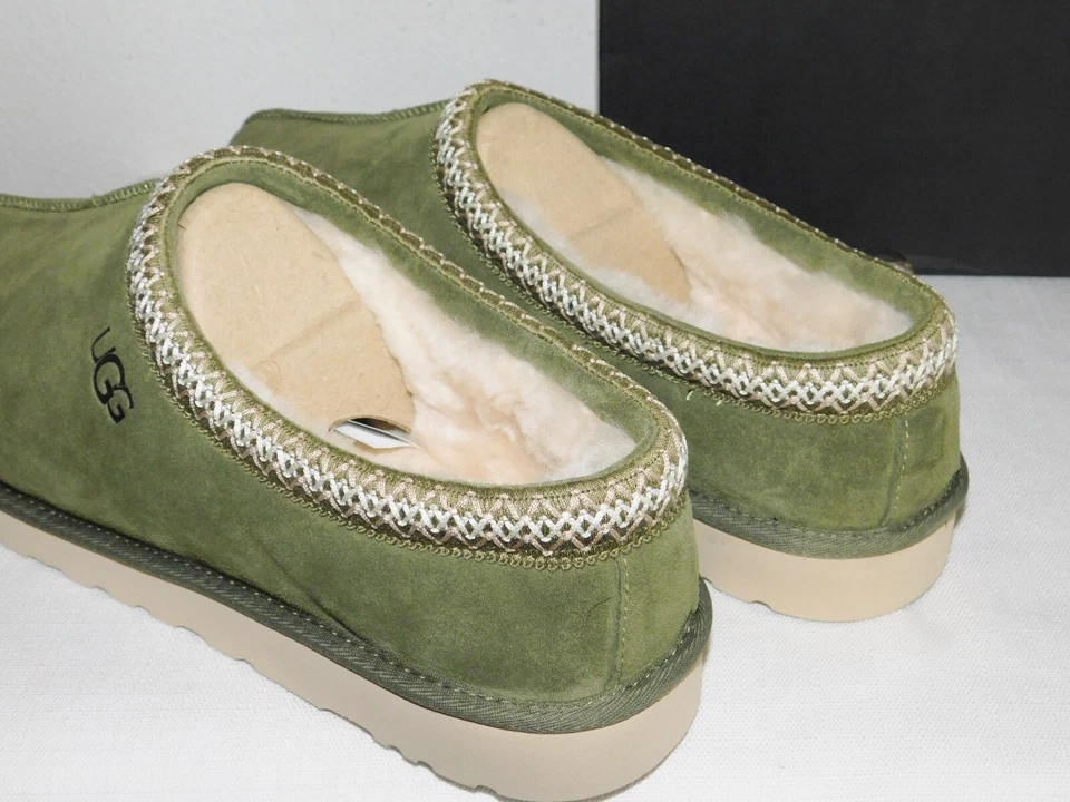 NUEVAS PANTUFLAS PARA HOMBRE 17 VERDE MUSGO UGG TASMAN CLÁSICAS GAMUZA PIEL DE OVEJA 5950 Foto 3 de 4
