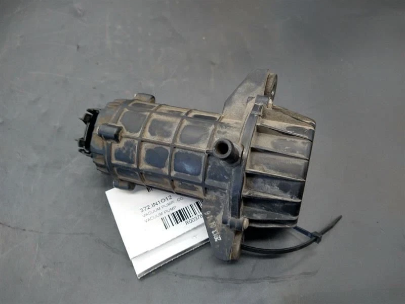 Conjunto de bomba de vacío Hyundai Accent 2014 OEM  Foto 3 de 4