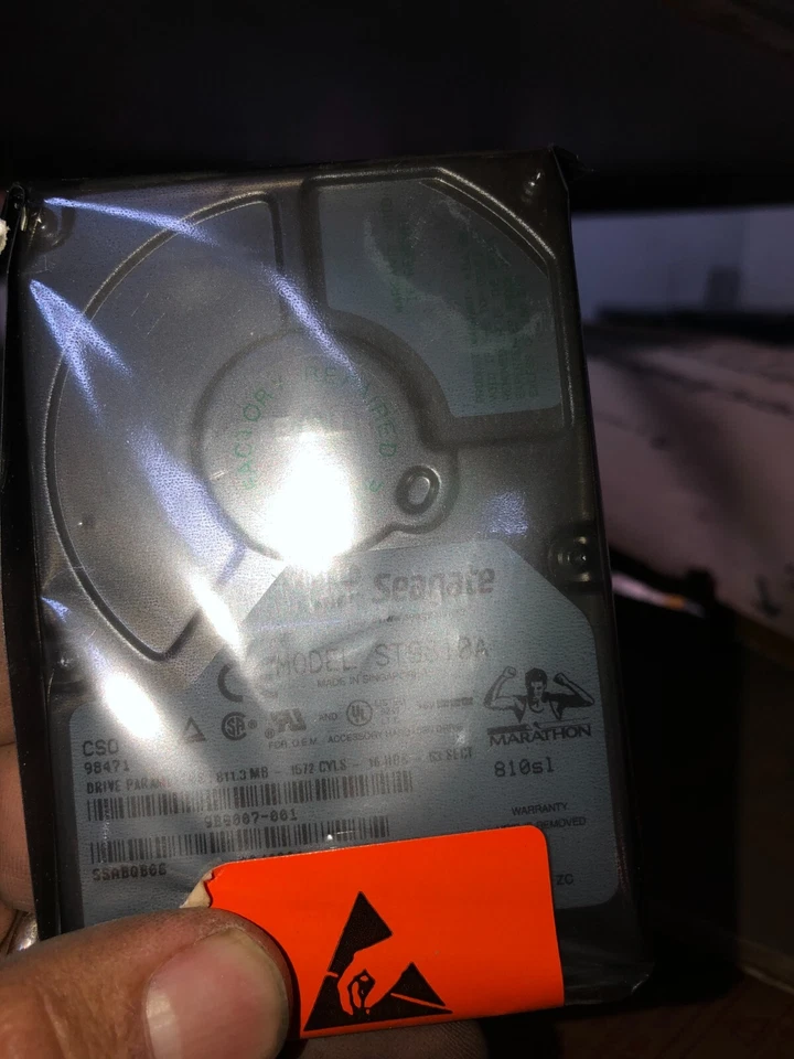 810MB IDE 2.5IN 9.5mm Hard Drive Seagate ST9810AG Tested Good NEW - Image 2 of 2