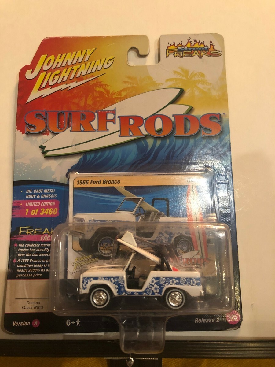 1/64 JOHNNY LIGHTNING SURF RODS 1966 FORD BRONCO GLOSS WHITE