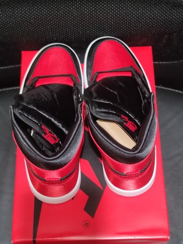 Nike Air Jordan 1 Retro Alto OG 'Satin Bred' W (Reino Unido 3,5/UE 36,5) FD4810-061 - Imagen 4 de 12