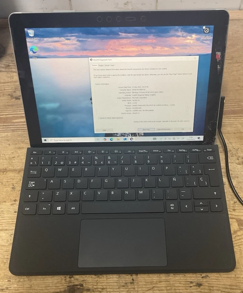 Microsoft Surface Go 1. Generation 128gb Tablet Computer - Display beschädigt