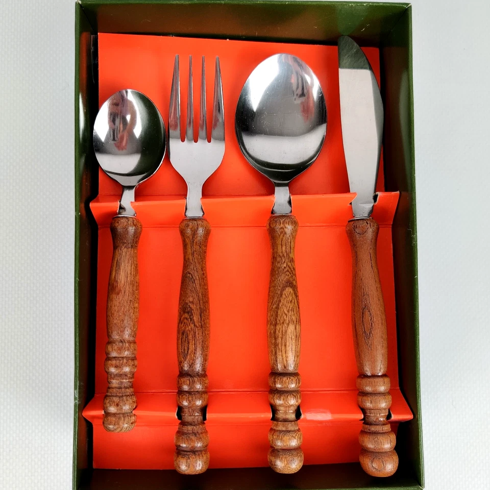 Vintage 70er Besteckgarnitur Rustikal 24-tlg mit Holzgriffen – OVP, unbenutzt - Bild 3 von 4