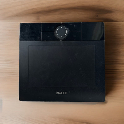 Wacom Bamboo MTE-450 Drawing Graphics Tablet