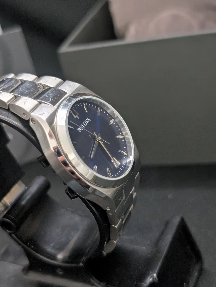 Reloj Bulova Classic Surveyor para mujer - azul, caja y papeles Foto 3 de 4