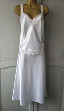 LADIES VTG M&S WHITE SILKY SATIN POLYESTER HALF SLIP & CAMISOLE SIZE 18