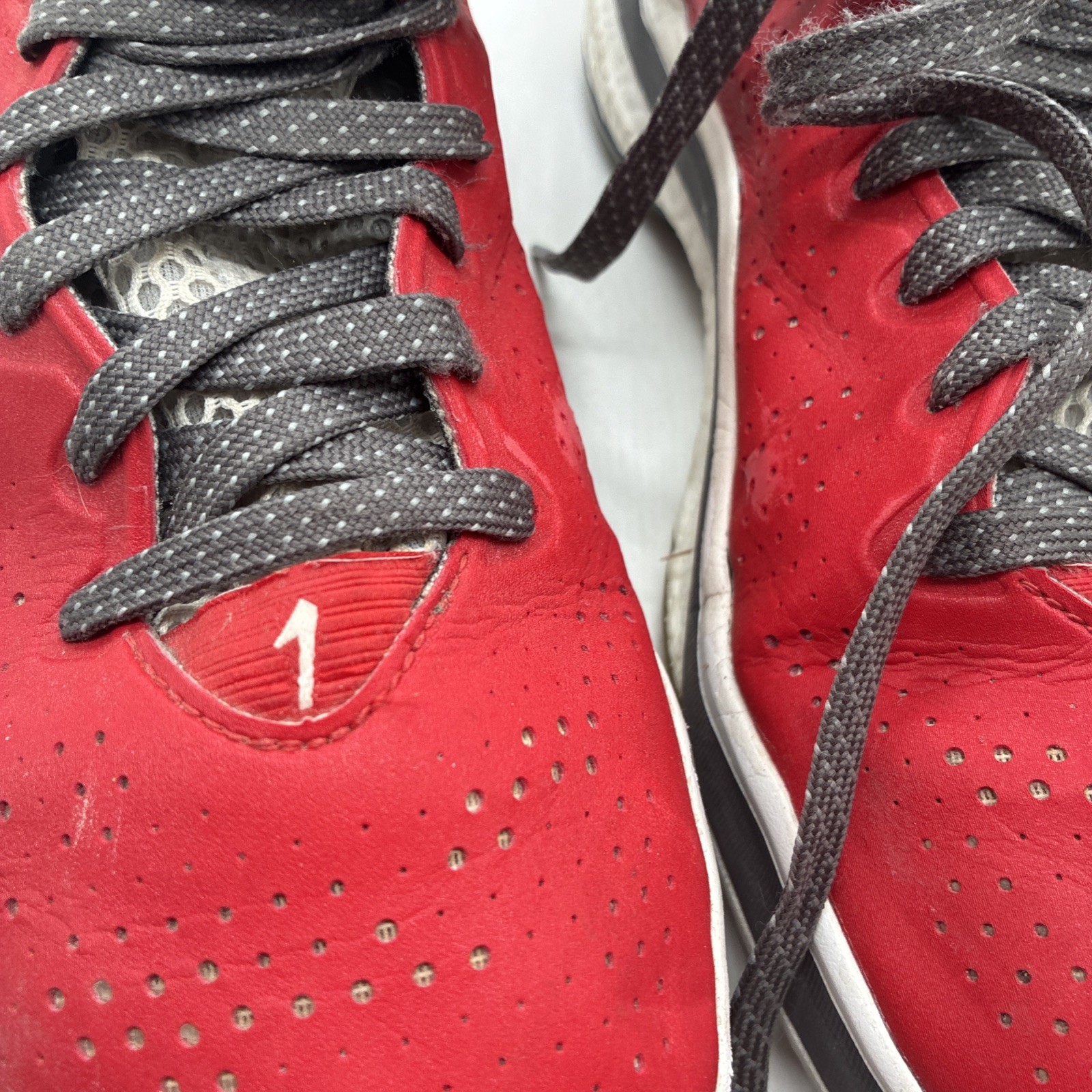 Size 12 - Adidas Rose 🌹 5 Men’s Basketball Shoes thumbnail 4