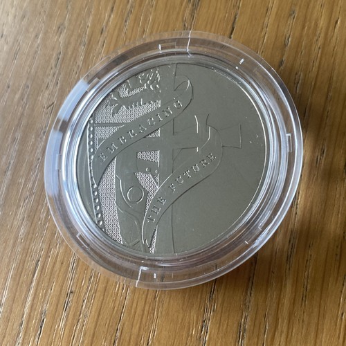 2008 Royal Mint Commemorating Past, Embracing Future Medal Issue COA (26444) - Picture 2 of 6