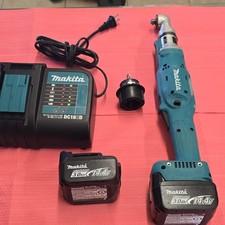 Makita Cordless Ratcheting Wrench 3/8 in 8-20NM 836062 Charger Batteries