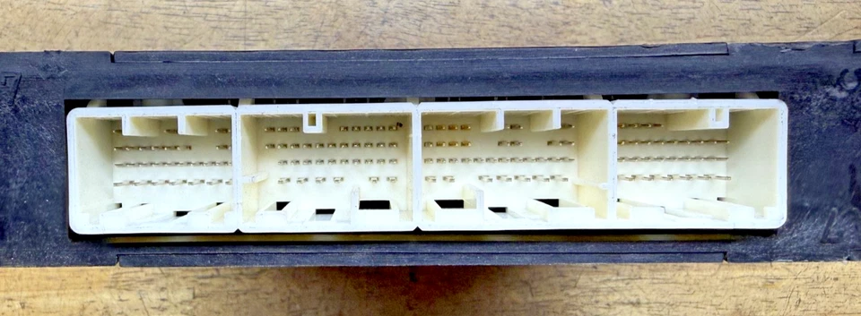 Módulo de control informático motor ECM Subaru Legacy Outback 2008-09 PCM 22611AN02D Foto 4 de 4