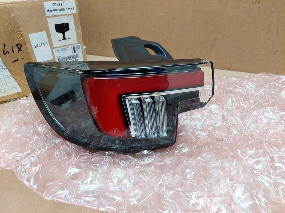 Vauxhall Mokka B Rear Left Side Tail Light Lamp 9833721880 2020-on Genuine NEW - Image 2 of 4