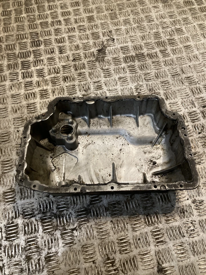 Mercedes-Benz GL 320 CDI X164 cárter de aceite 6420140703 3,0 diésel 165 kW 2007 Foto 2 de 3