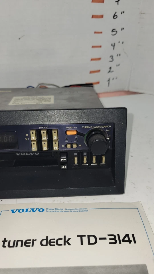 VOLVO 740 760 940 RADIO STEREO CASSETTE PLAYER AM FM RECEIVER 51299233C TD-3141 - Image 3 of 4