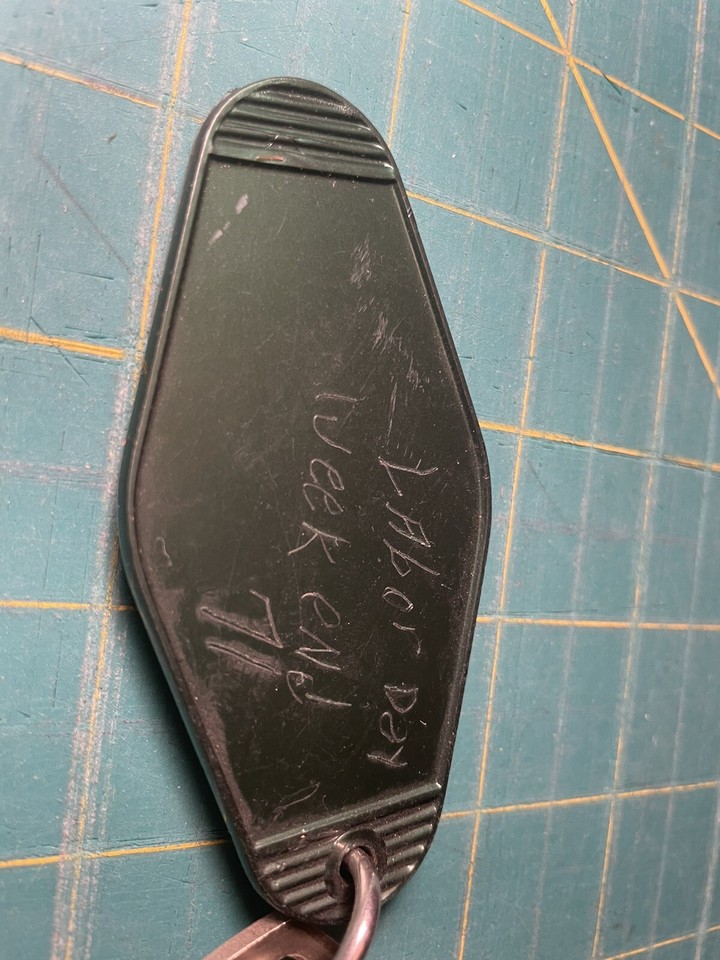 Vintage Holiday Inn El PasoTexas Hotel Room Key Fob RM 900 eBay