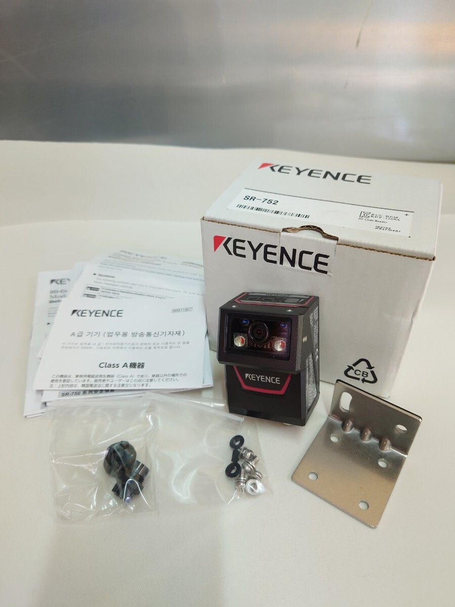 KEYENCE SR-752 Barcode Reader SR752 New JP | eBay KEYENCE SR-752 Barcode Reader SR752 New JP | eBay