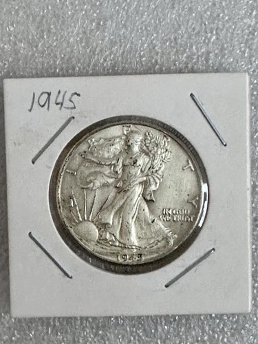 1945 Walking Liberty Half Dollar AU condition Beautiful 11.25g Silver Coin
