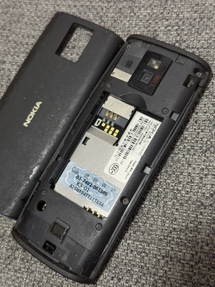 Nokia X3-01 PROTOTYPE UNRELEASED EXTREMELY RARE COLLECTION - Image 3 of 4