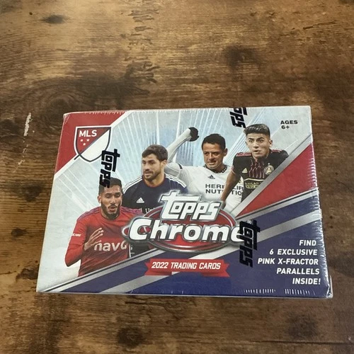 2022 MLS Topps Chrome FACTORY SEALED Blaster Box!! 6 Exclusive Pink X-Fractors!