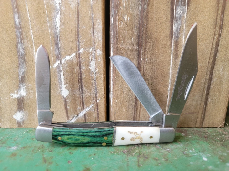 Navaja de Bolsillo Remington 3 Hojas Stockman Verde Y Blanco Hueso Mango Pato Foto 2 de 3
