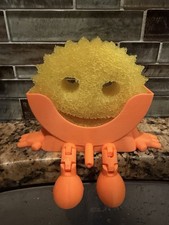 Scrub Daddy Peeing Sponge Holder