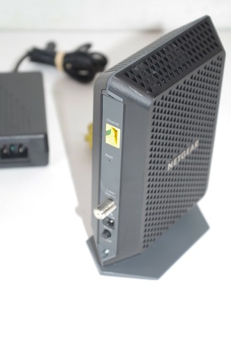 NETGEAR - 32 x 8 DOCSIS 3.0 Cable Modem - Black CM700-100NAS - Picture 2 of 2