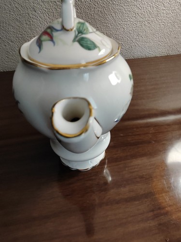 Paragon Purple Flower Rare Coffeepot - Picture 4 of 10
