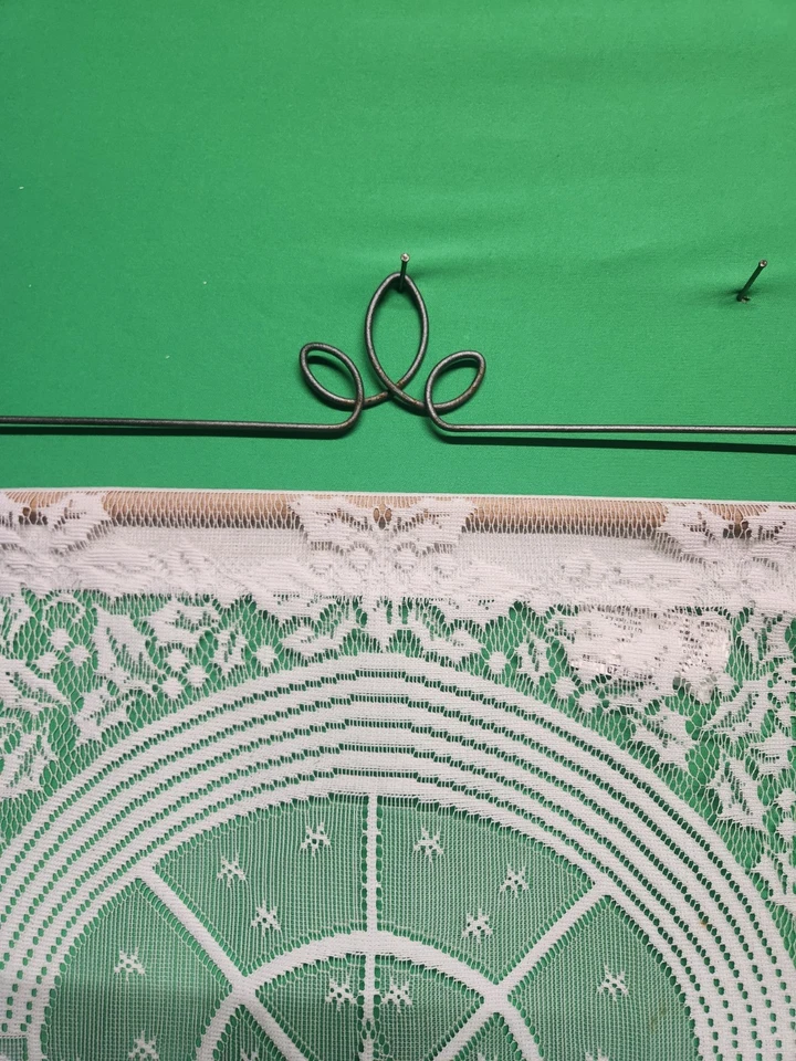 Heritage NEW WALL DECOR w/Hanger Cristmas Tree, white color. - Image 3 of 4