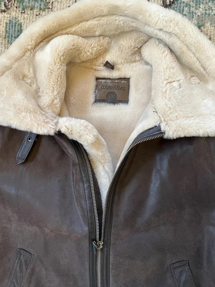 St. John's Bay Men's Vintage Leather Sherpa Lined Aviator Jacket Medium - Image 3 of 4