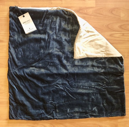 NEW West Elm Lush Velvet Throw Pillow Cover Regal Blue 20" x 20” Square - Picture 5 of 6