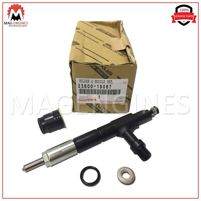 23600-19067 x6 GENUINE OEM HOLDER & NOZZLE SET / FUEL INJECTORS