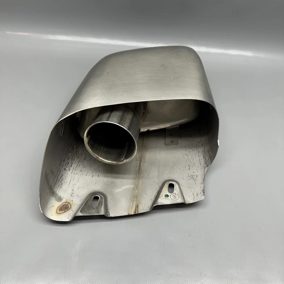 TUBO DE ESCAPE PUNTA DERECHA PORSCHE MACAN 2017 18 19 20 21 22 2023 OEM 95B253682 Foto 4 de 4