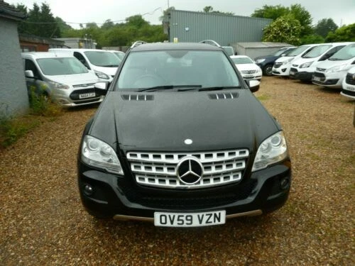 Mercedes-Benz ML 300 Cars