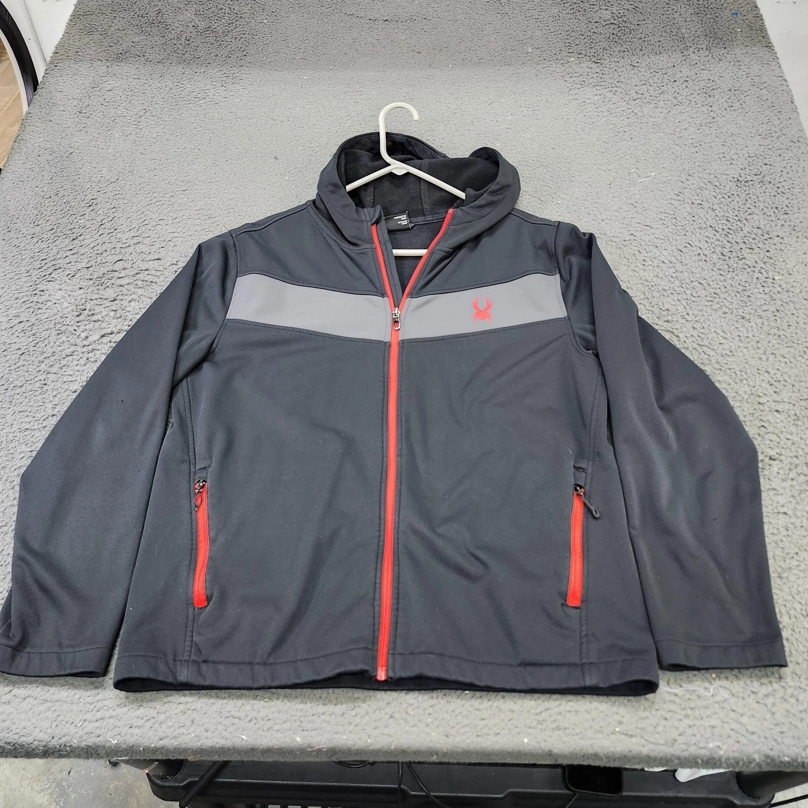 Spyder Jacket Mens Medium Black Hooded Softshell Full Zip Colorblock Ski Coat
Opens in a new window