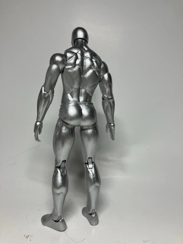 Figura de acción Marvel Diamond Select Silver Surfer USADA mayormente completa Foto 3 de 4