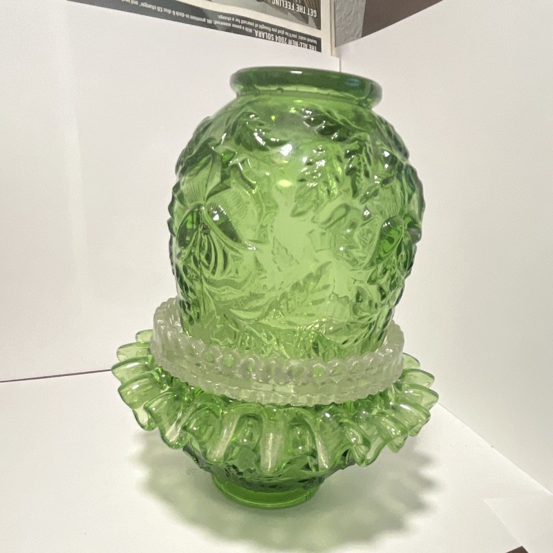 Fenton Green Glossy Embossed Roses Fairy Lamp