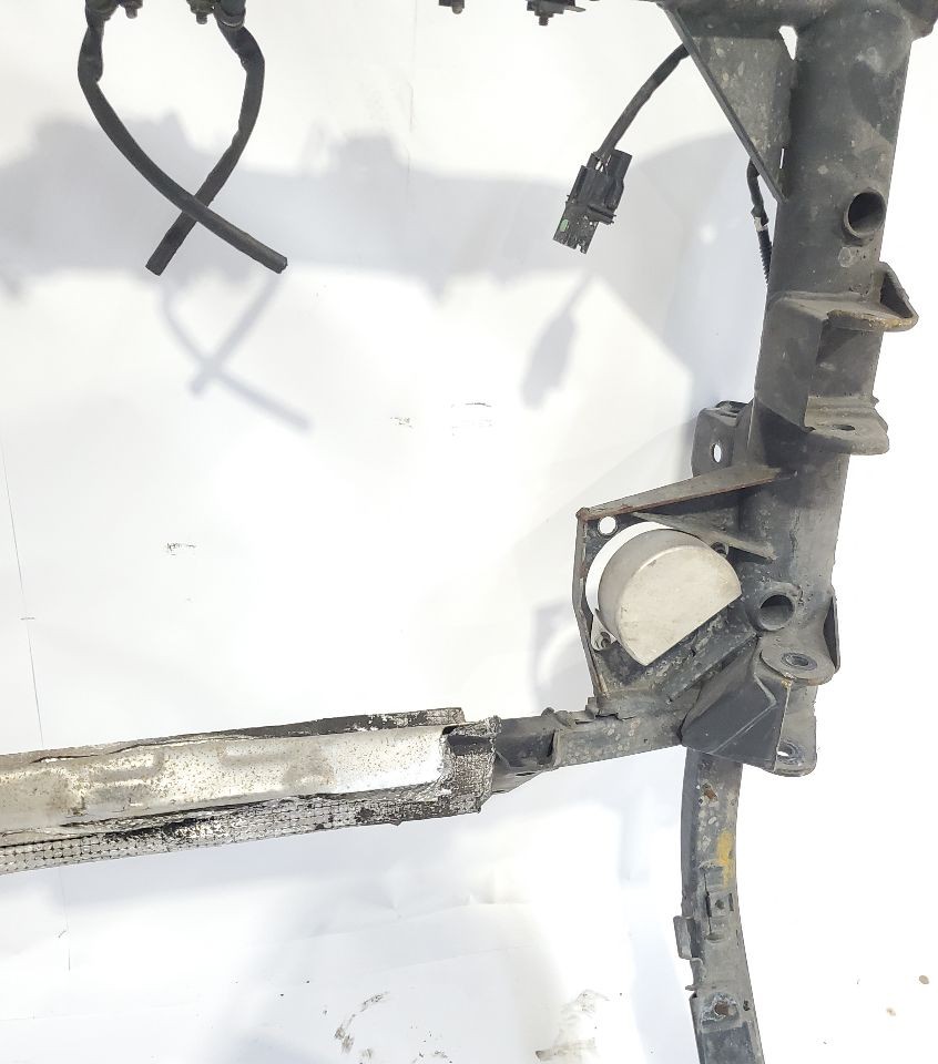 Used Part fits: 2002 Maserati SPYDER GT Grade A
