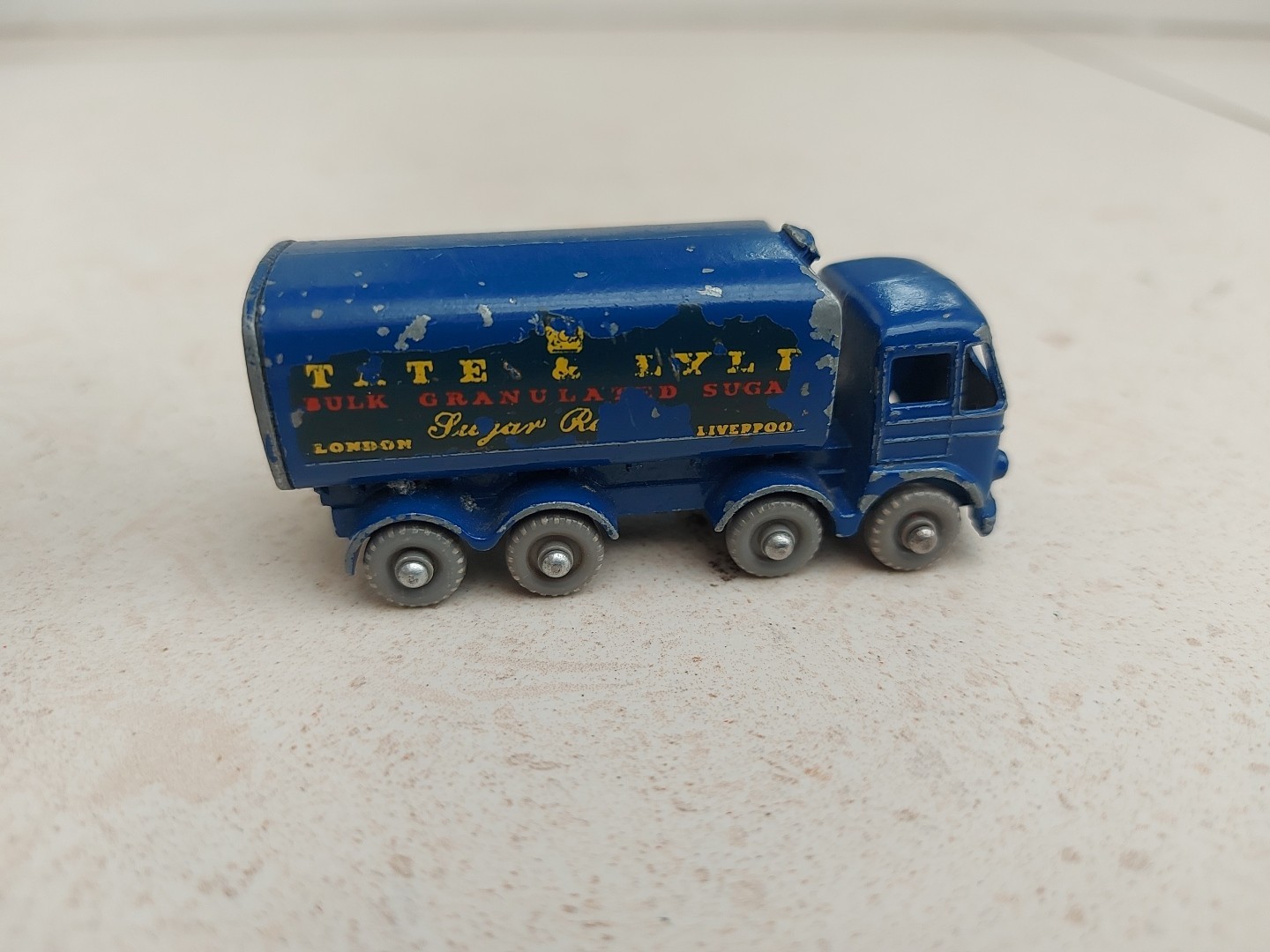 Picture 3 of 5