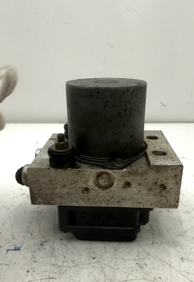 2006 Dodge Durango ABS controle de bomba de freio antibloqueio 52855440AC módulo fabricante de equipamento original - Imagem 3 de 4