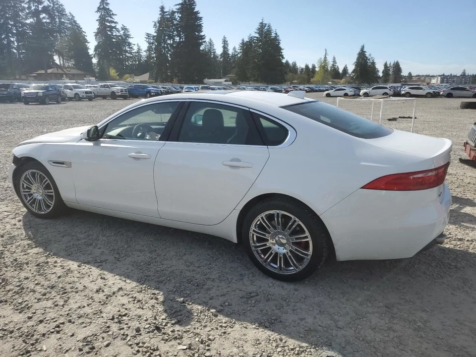 Intercooler turbo Jaguar XF 2016-2019 Foto 2 de 4