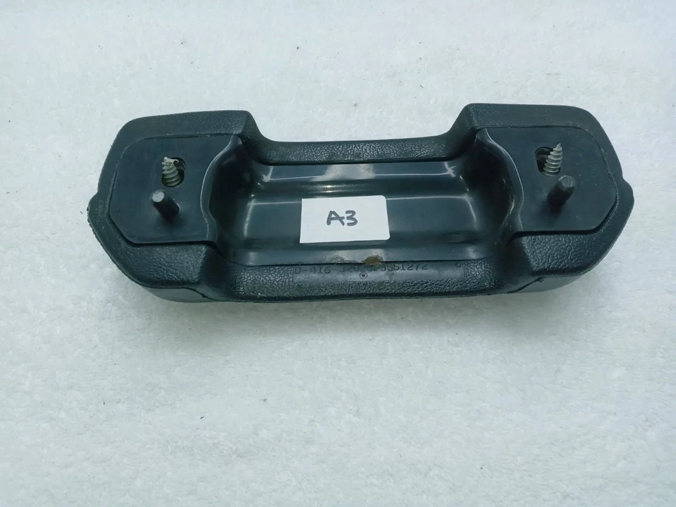 OEM MOPAR 1973-76 DODGE PLYMOUTH A-BODY BLACK FRONT ARM REST DUSTER DART SPORT - Imagem 3 de 4