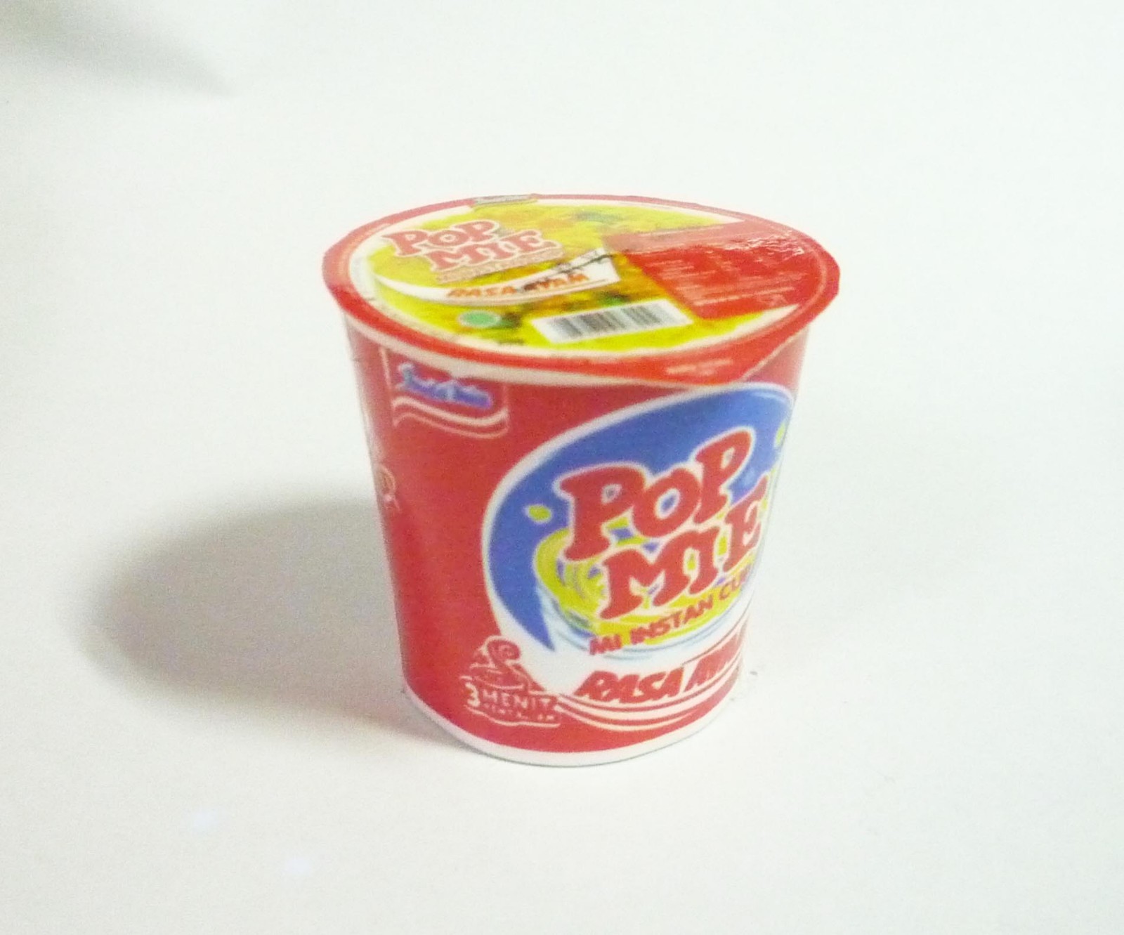 INDOMIE Instant POP MIE Rasa AYAM  Pack FRIDGE MAGNET Novelty Indonesia 3D 1.25"