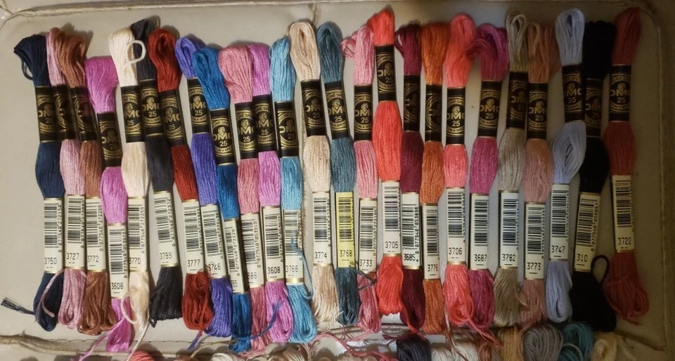 Dollfus Mieg & Cie DMC Floss Embroidery Thread Skeins Lot X50 - Needlepoint - Image 3 of 3
