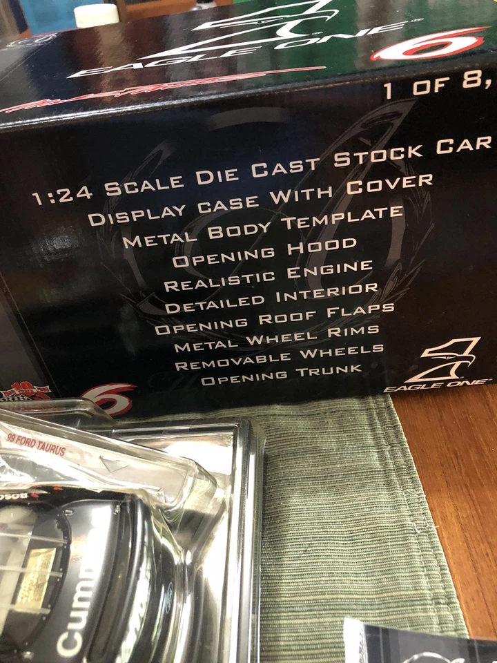 Nuevo Eagle One Cummins edición limitada 1 de 8.500 #6 Nascar Racing Champions Foto 4 de 4
