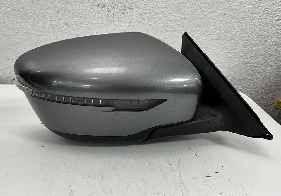 Nissan Rogue 2016 vista eléctrica derecha espejo gris E4034237 OEM Foto 4 de 4