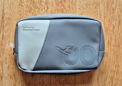 Lufthansa Business Class Amenity Kit 100 Jahre Edition neu & versiegelt