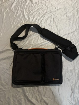 tomtoc Tablet Shoulder Bag Mens 15 Inch Water-Resistant Padded Case Pockets