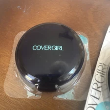 (2) Covergirl CG Smoothers Pressed Powder #715 Translucent Medium 0.32 oz NEW